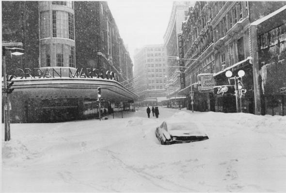Washington Street in Boston's downtown shopping district, Feb. 7, 1978
