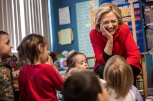 11-hillary-clinton-with-kids-w529-h352